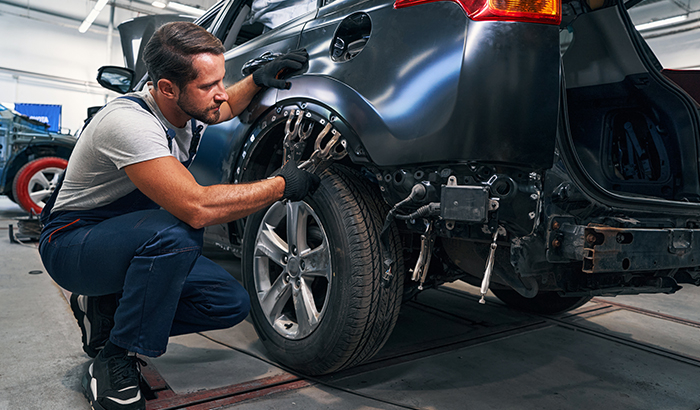 Entretien voiture : les gestes essentiels pour rouler en sécurité toute l’année