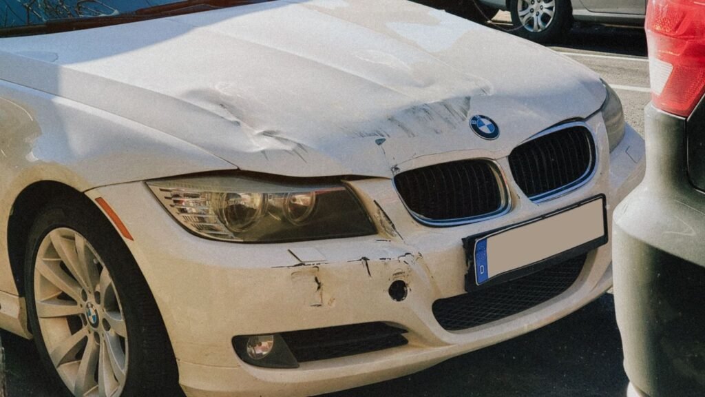 voiture accidentée carrosserie